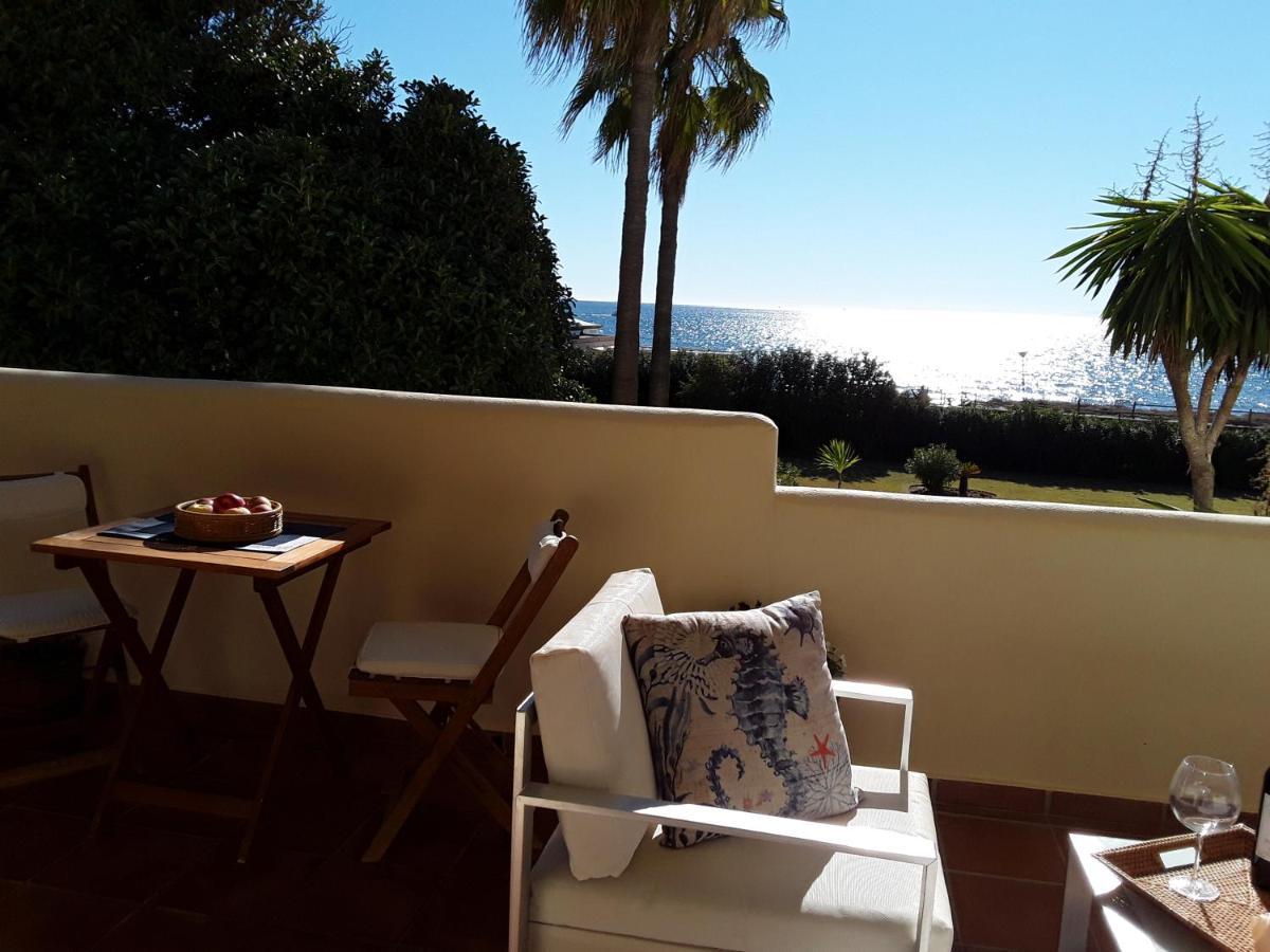 Beachfront Neptuno I, Complex,Views,Pool,Garden, Elviria Marbella Kültér fotó